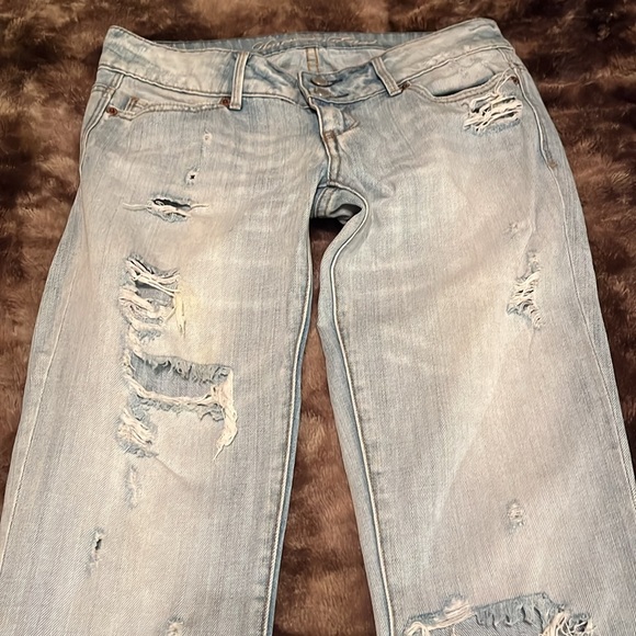 Low Rise Cropped Jeans - Picture 4 of 12